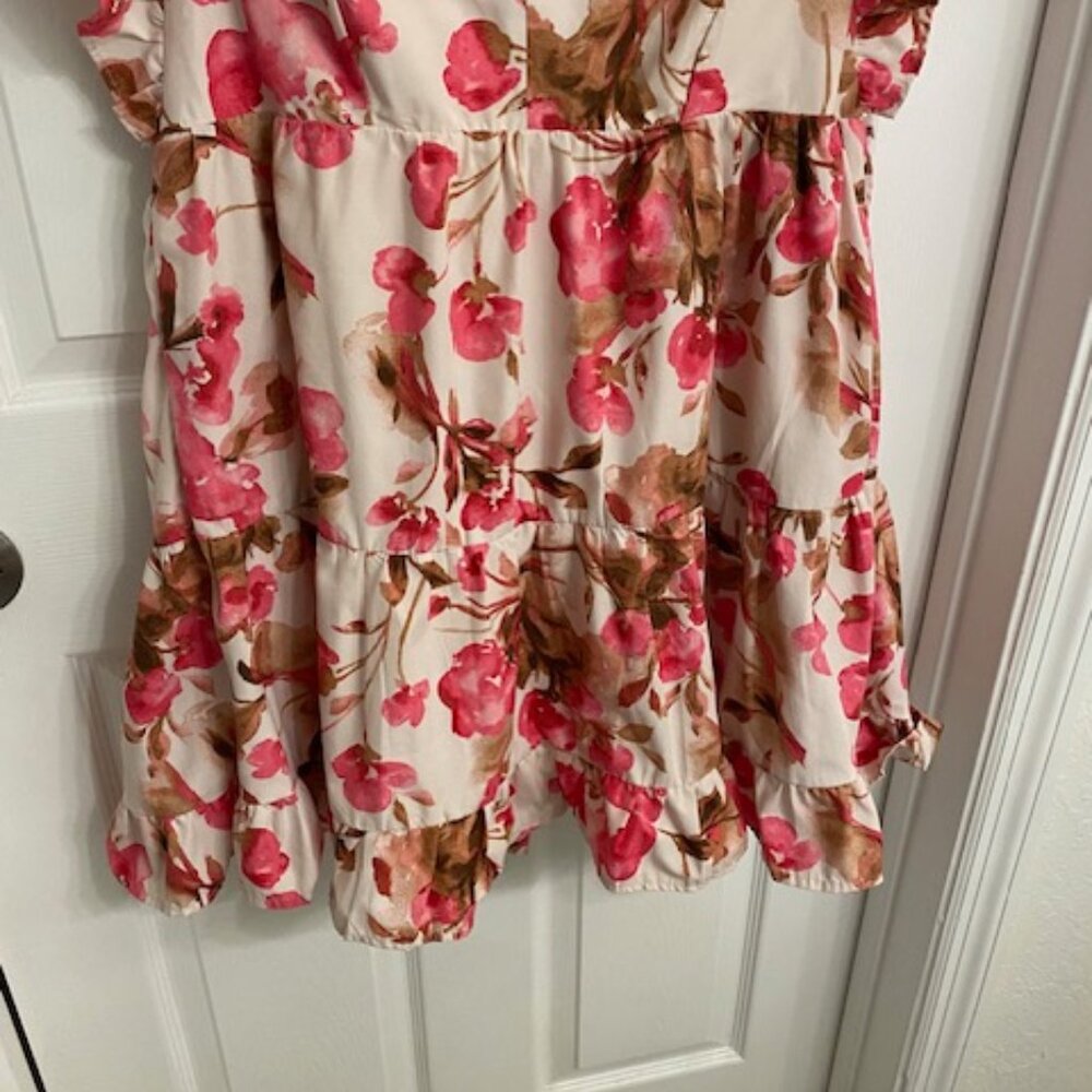Abercrombie & Fitch Flutter Sleeves Tiered  Fully Lined Dress  Size Large - Picture 4 of 8